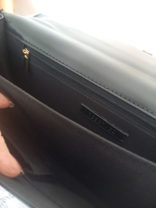 Czarna na łańcuszku torebka dwukomorowa nowa Reserved