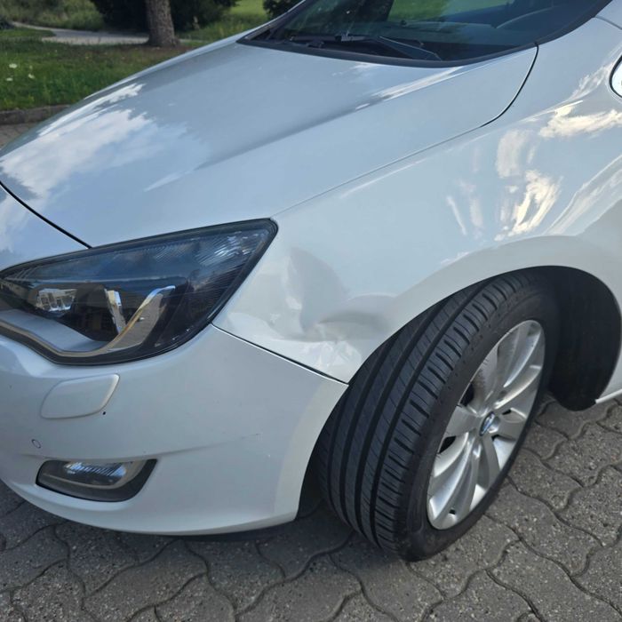 Opel Astra 2012 r