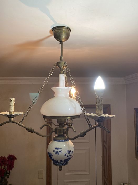 Viana Ceramic Lamp