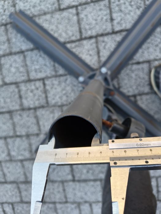 Stojak pod parasol obrotowy duży masywny
