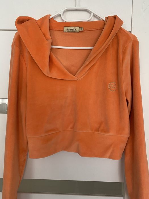 Krótka welurowa bluza O’laVoga