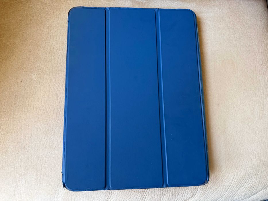 Ipad (8th Generation) WI-FI + Cellular 128 GB (cinzento sideral)