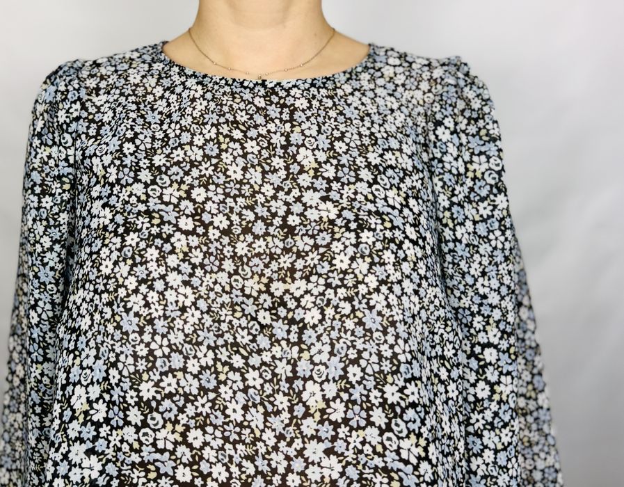 Czarna szyfonowa bluzka w drobne kwiaty L 40