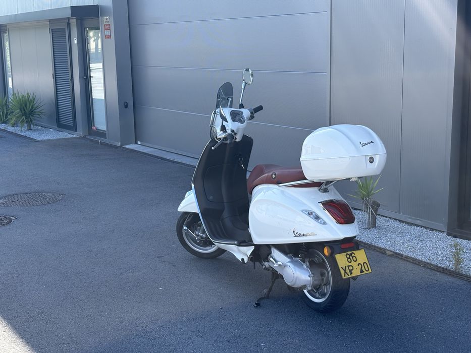 Vespa Primavera 50 2T   ( Para carta AM ou de Ciclomotor )