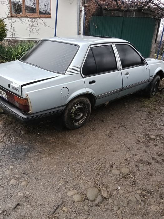 Продам опель аскону