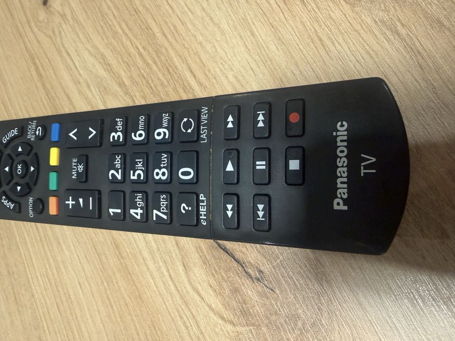Pilot do TV Panasonic N2QAYB000830 oryginał