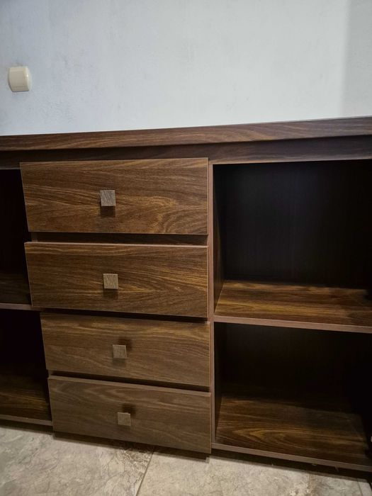 Komoda z zestawu Kaspian marka Black Red White