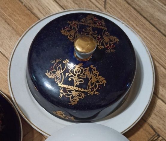 Посуд різноманітний кобальт