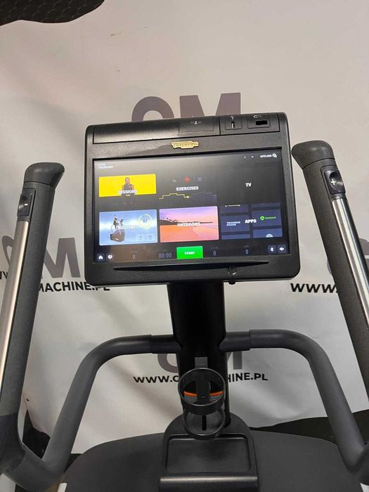 Rower poziomy Technogym excite 1000 live