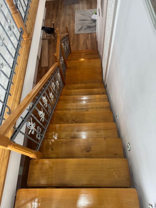 Schody Dębowe na metalowej konstrukcji