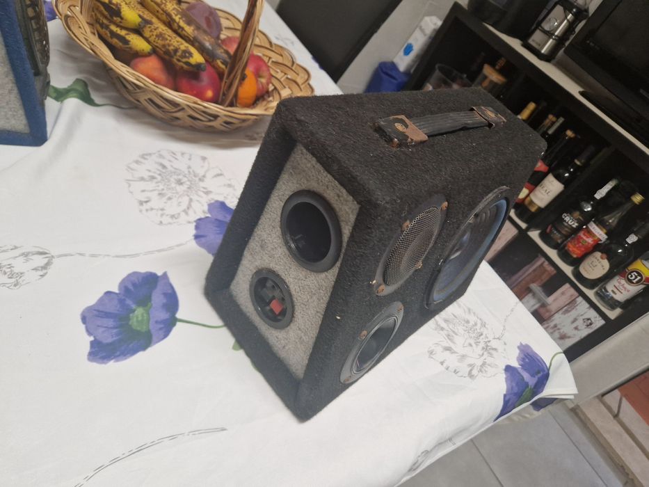 2 colunas aparelhagem azul  preta