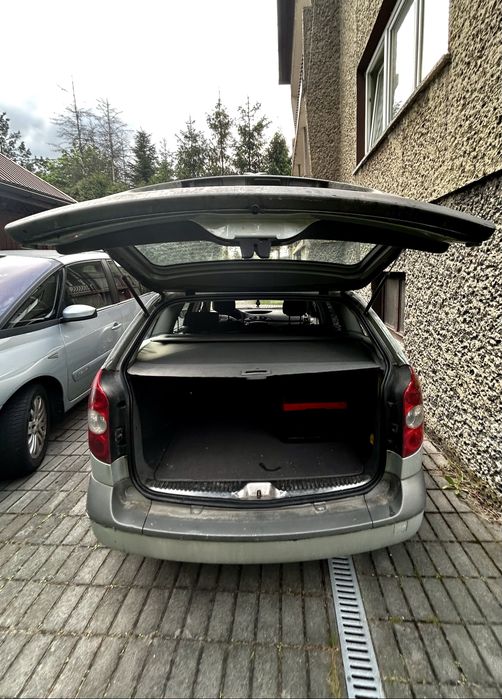 Renault Laguna Grandtour 1.9 DCI 2004 rok