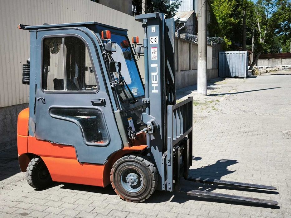 Вилочний навантажувач HELI CPCD15WS1