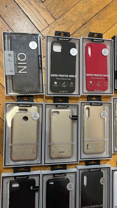 Etui Nillkin 20 modeli zestaw IPHONE, XIAOMI, REDMI, GALAXY NOTE, ASUS