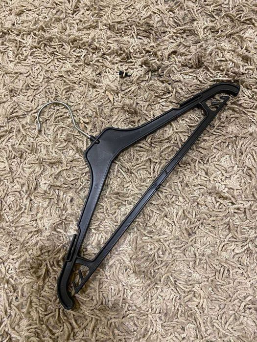 Вешалки продам немного есть тремпеля