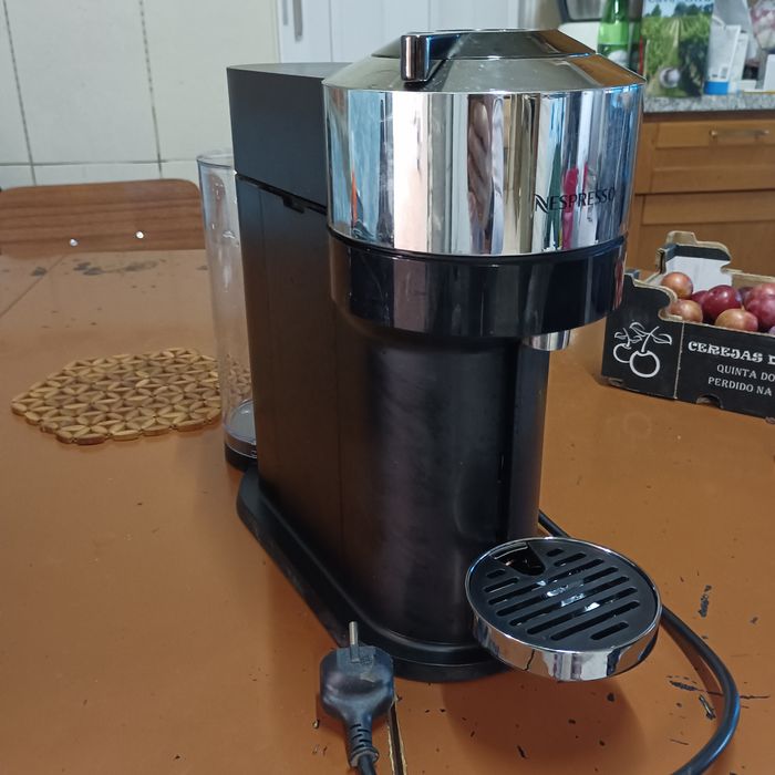 Máquina café Nespresso