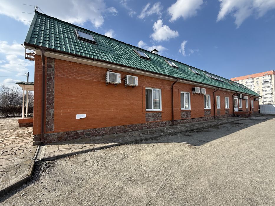 Оренда офісних приміщень 858 кв.метрів( з ремонтом)