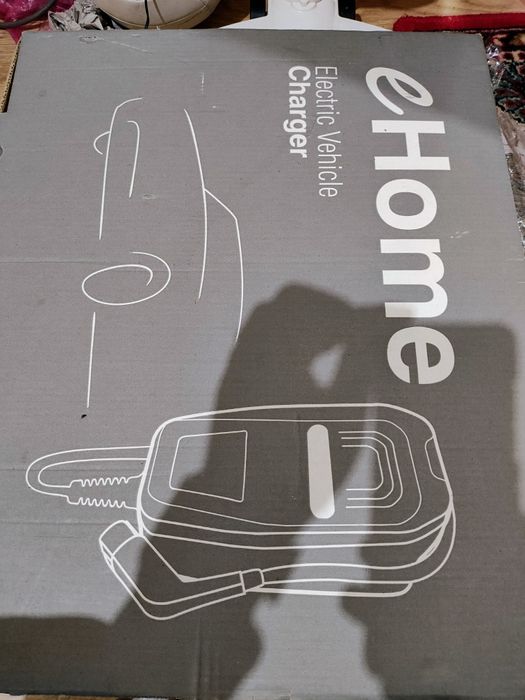 Зарядна станція для авто домашня.