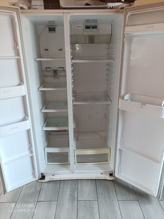 Холодильник лж side bi side