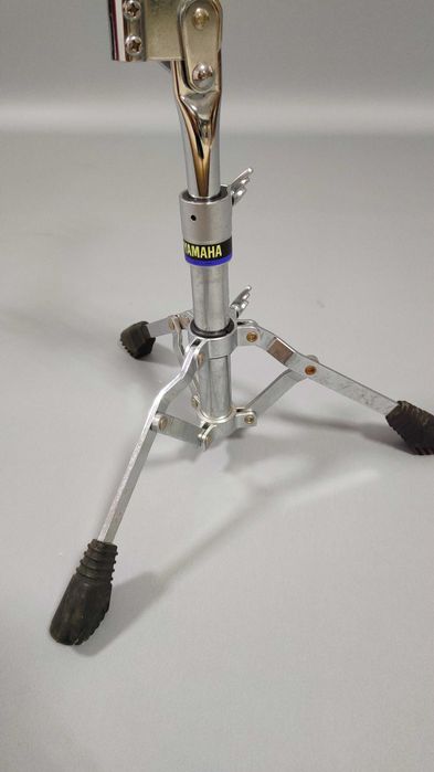 Yamaha SS 740A - Statyw pod werbel