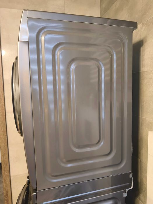 Suszarka Samsung 9 kg  Pompa ciepła  Inwerter kolor antracyt