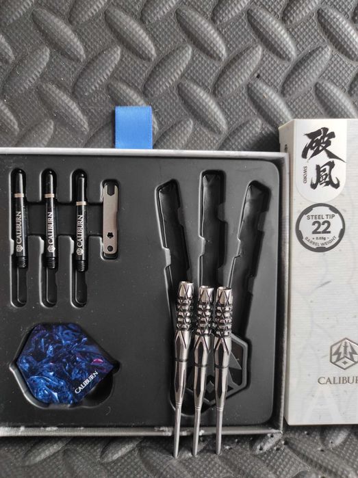 Lotki, rzutki Caliburn Sword 22 g Steel