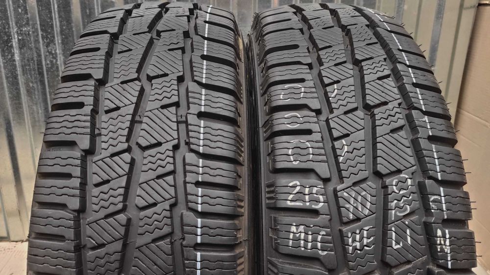 шини 215/70R15C Michelin 10мм. 2025р.