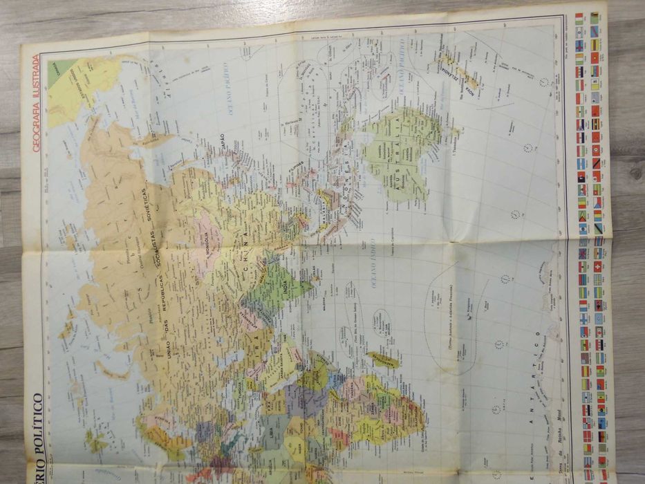 Mapa Planisfério Político Geografia Ilustrada Abril Cultural