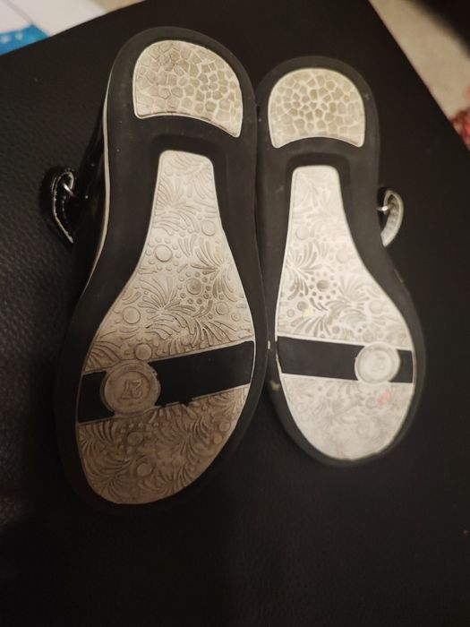 Buty lakierki Nelly Bue