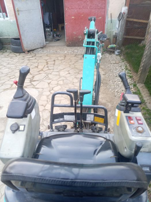 мініекскаватор екскаватор kobelko