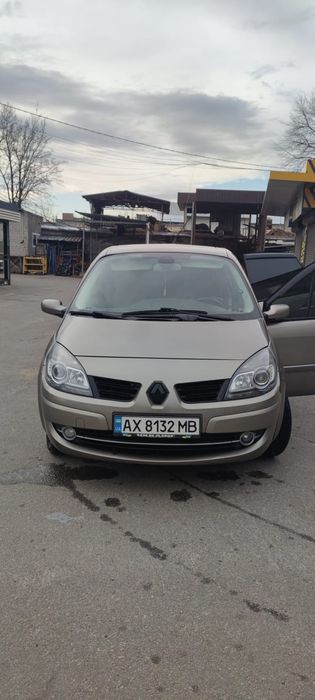 Продам Рено Сценик 2,дизель 1.5 2009 года