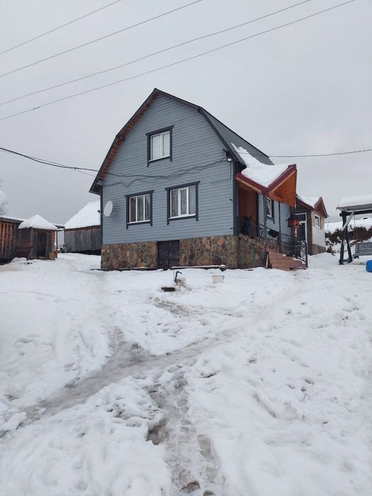 Житло Плай! Здається затишний будинок без господарів.