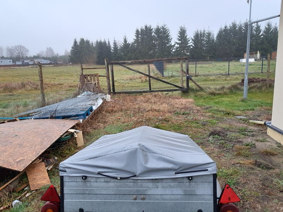 Przyczepka samochodowa