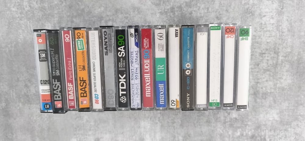 Zestaw Kaset Magnetofonowych mix firm  TDK Sony maxel basf
