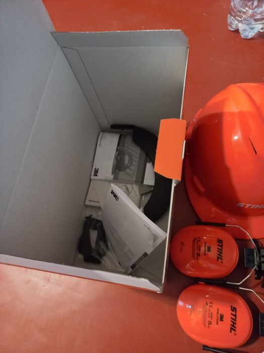 Маска бензопільшика stihl новая