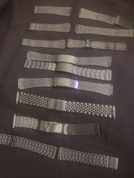 Braceletes   em aco (de epoca )