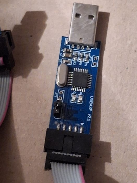 Програматор USBASP

Пристрій для прошивки мікроконтролерів AVR (наприк