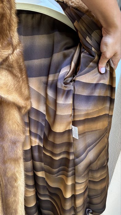 Продам норковую шубу Soft Gold