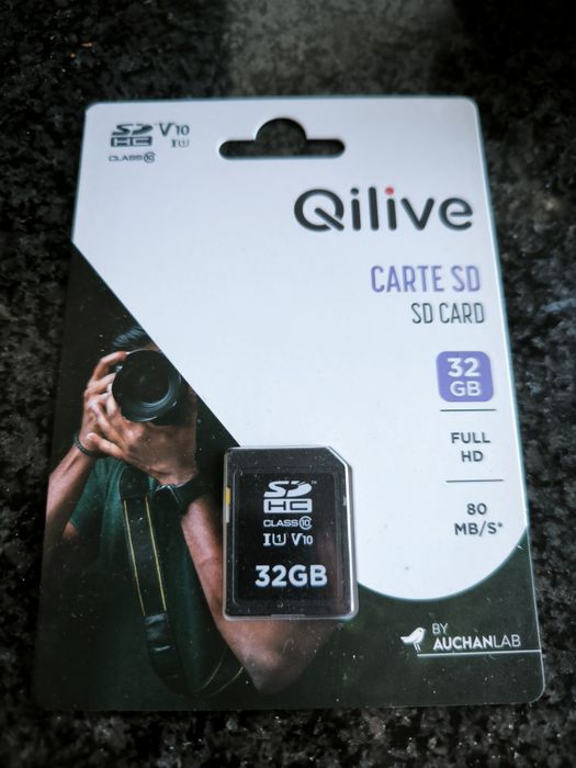 Máquina Fotografica Canon Eos R100 + RF-S 18-45mm IS-S Nova + cartão de memória 32GB