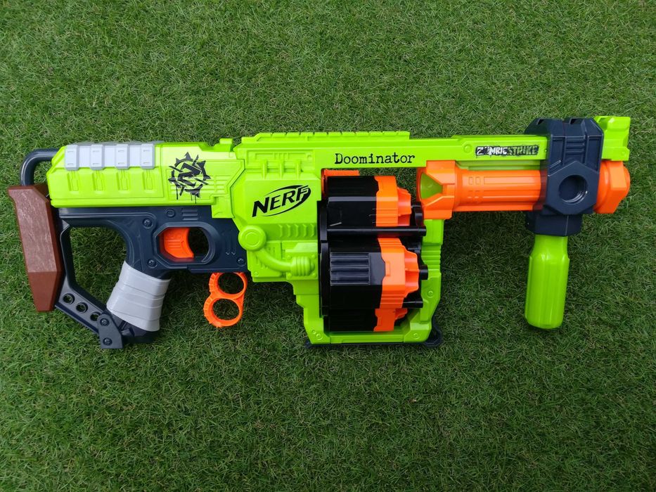 Pistolas Nerf (Elite, Dart Tag, Zombie)