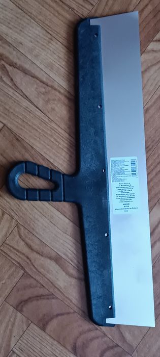 Продам новый шпатель  размер 45 см