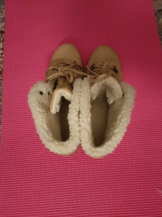 Ciepłe buty zimowe