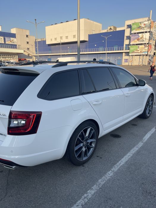 Skoda Octavia 2018 VIN TMBJK7NE2J0372839 фото оголошення 4 з 14