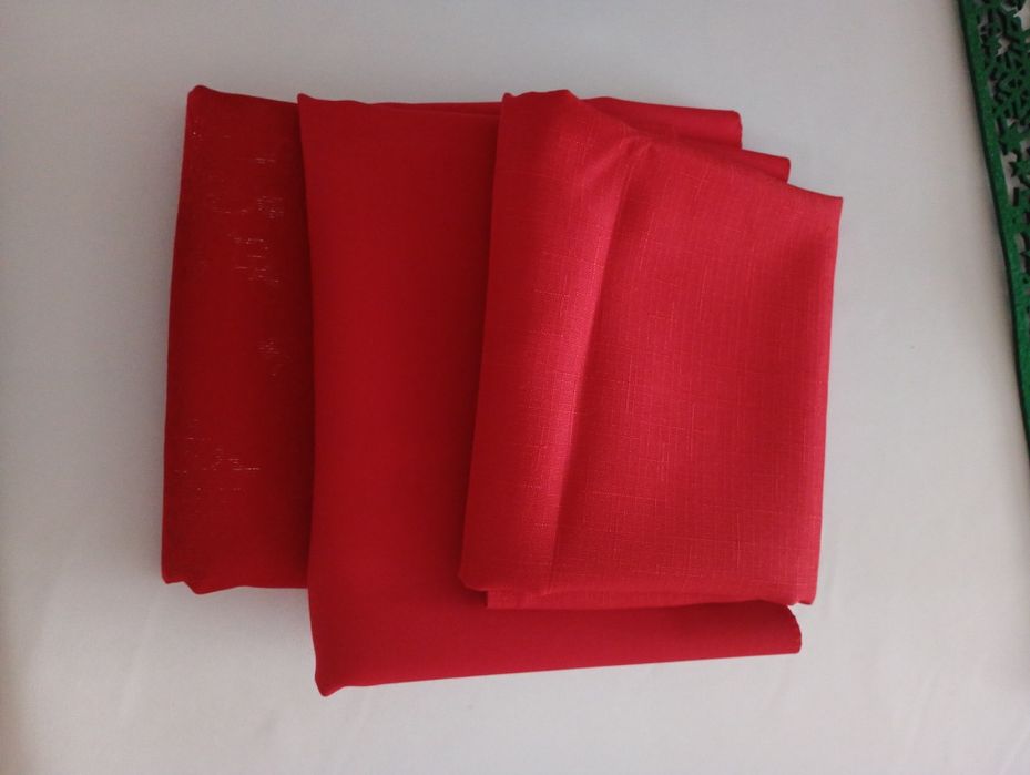 3 bieżniki czerwone