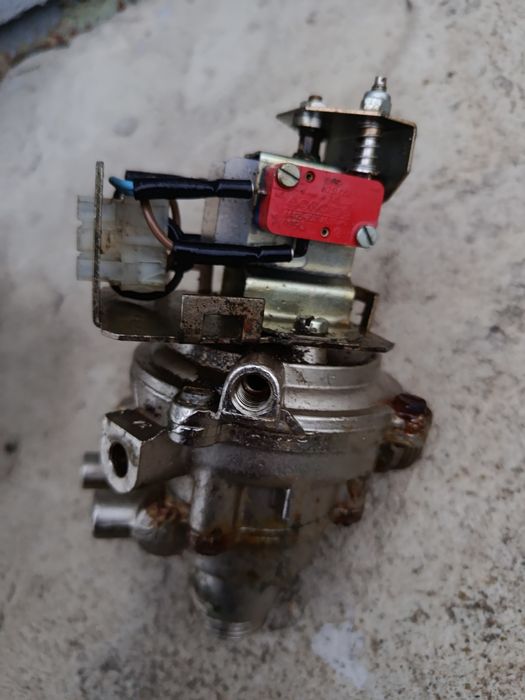 Газовий котел vaillant т4 на запчастини