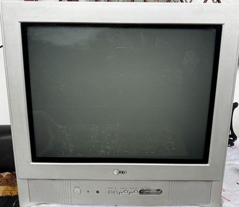 Telewizor LG Flatron 21 cali kineskop plaski