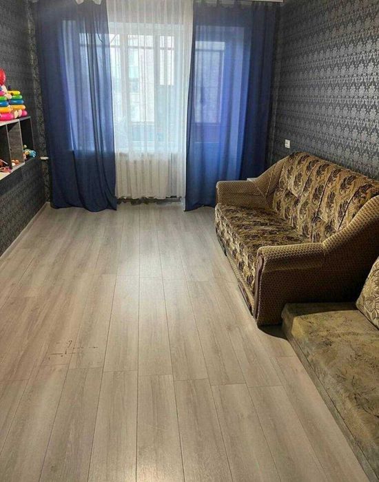 Квартира 3 кімнатна Вишенька Космонавтів - Вид 4