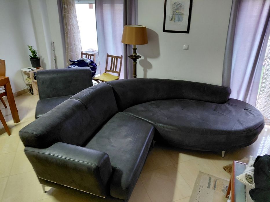 Sofá bastante confortavel