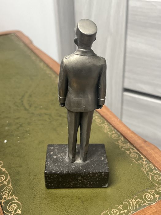 Stara figurka z cynku
