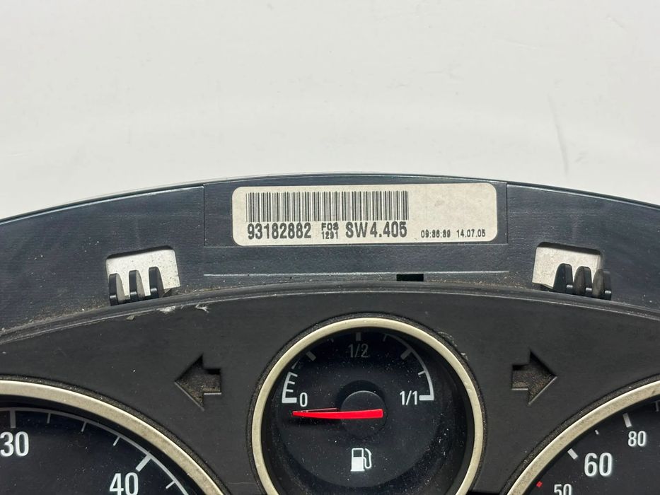 Quadrante / painel de instrumentos OPEL Astra H Caravan (L35)